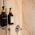David's Suite&spa Con Parcheggio Privato Διαμέρισμα *