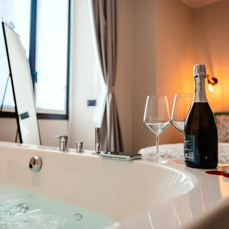 David's Suite&spa Con Parcheggio Privato