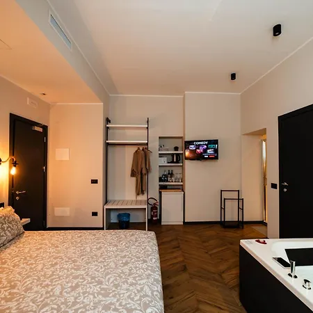 David's Suite&spa Con Parcheggio Privato * Como