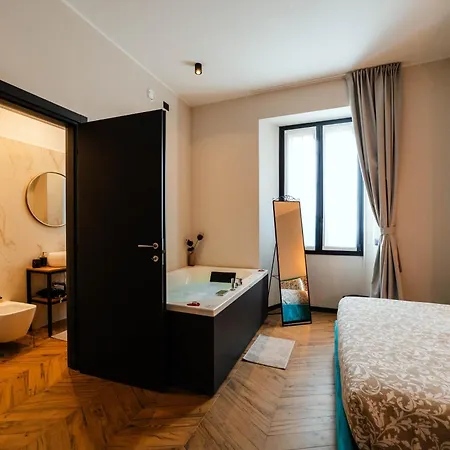 David's Suite&spa Con Parcheggio Privato Apartamento